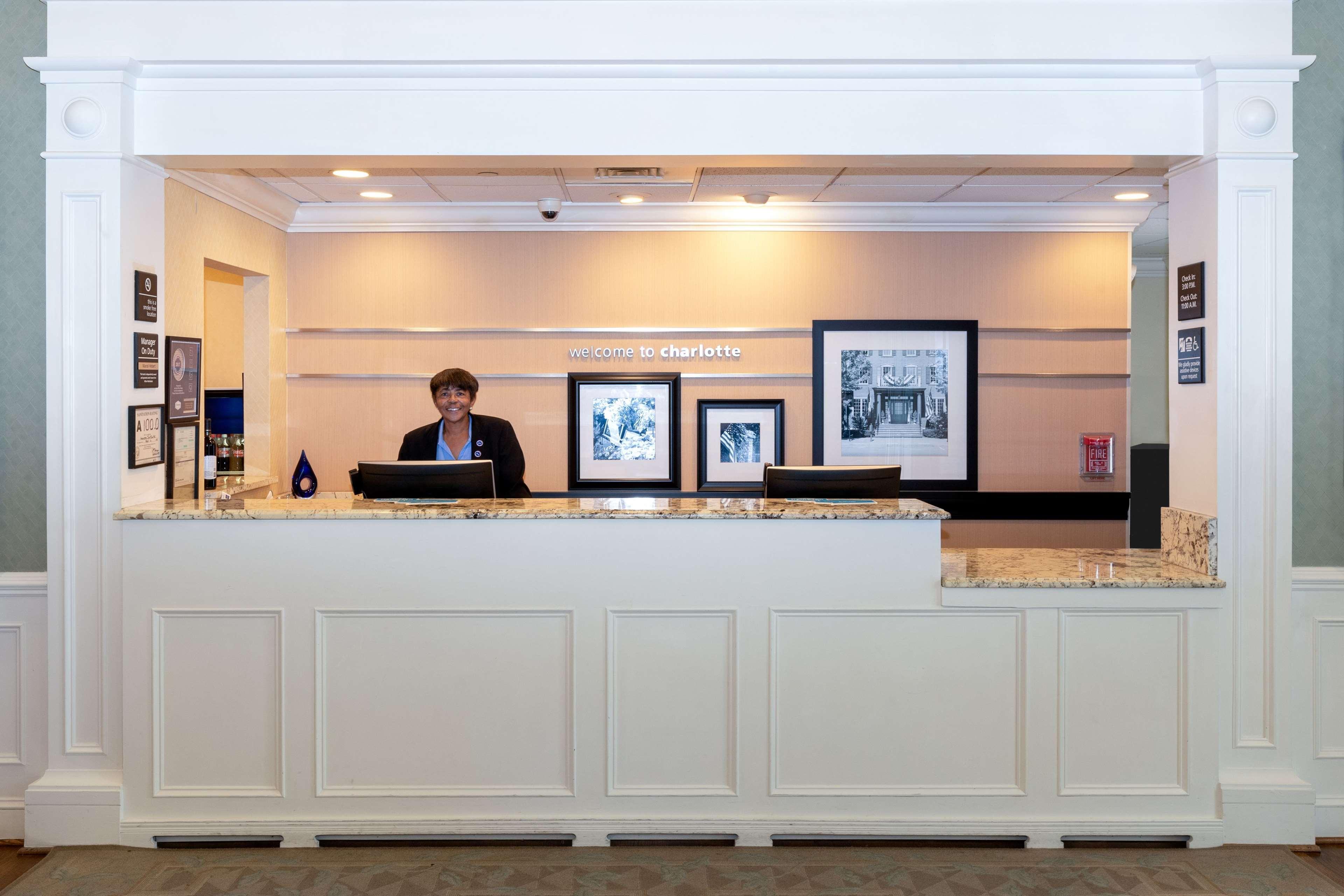 Hampton Inn & Suites South Park At Phillips Place Charlotte Zewnętrze zdjęcie