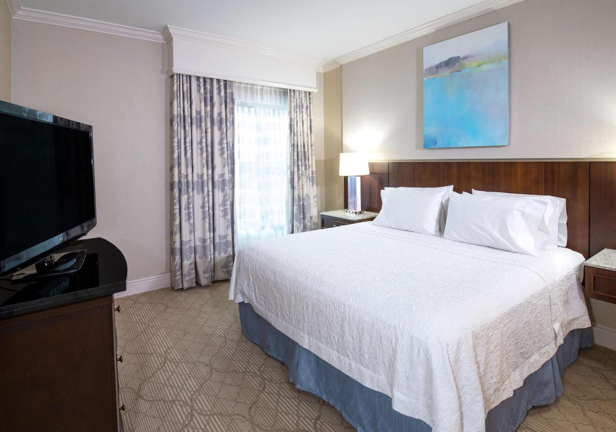 Hampton Inn & Suites South Park At Phillips Place Charlotte Zewnętrze zdjęcie