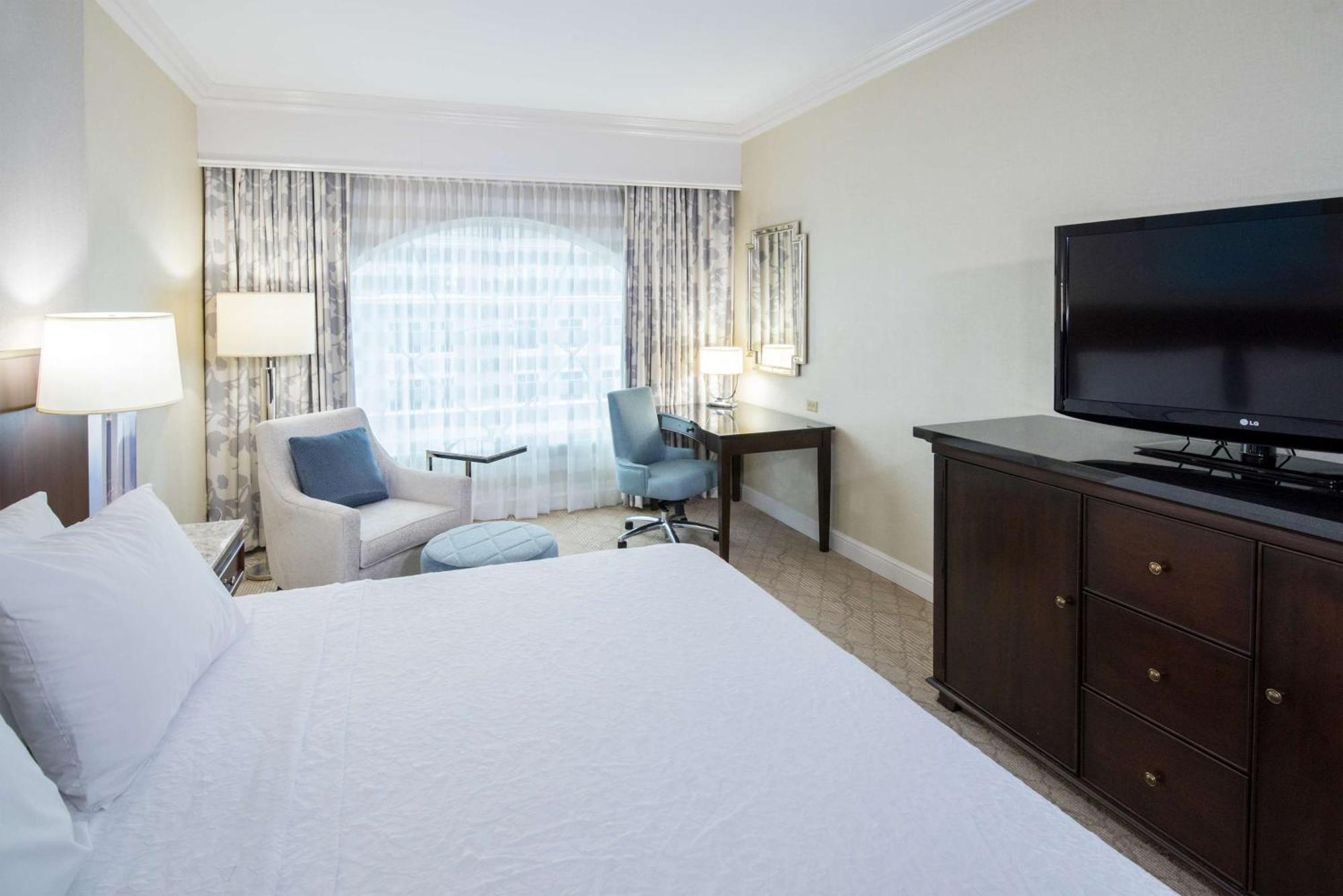 Hampton Inn & Suites South Park At Phillips Place Charlotte Zewnętrze zdjęcie